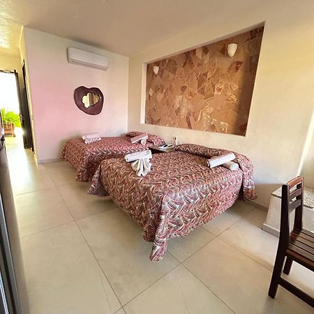 Amparo Resort ลอสอายาลา ภายนอก รูปภาพ